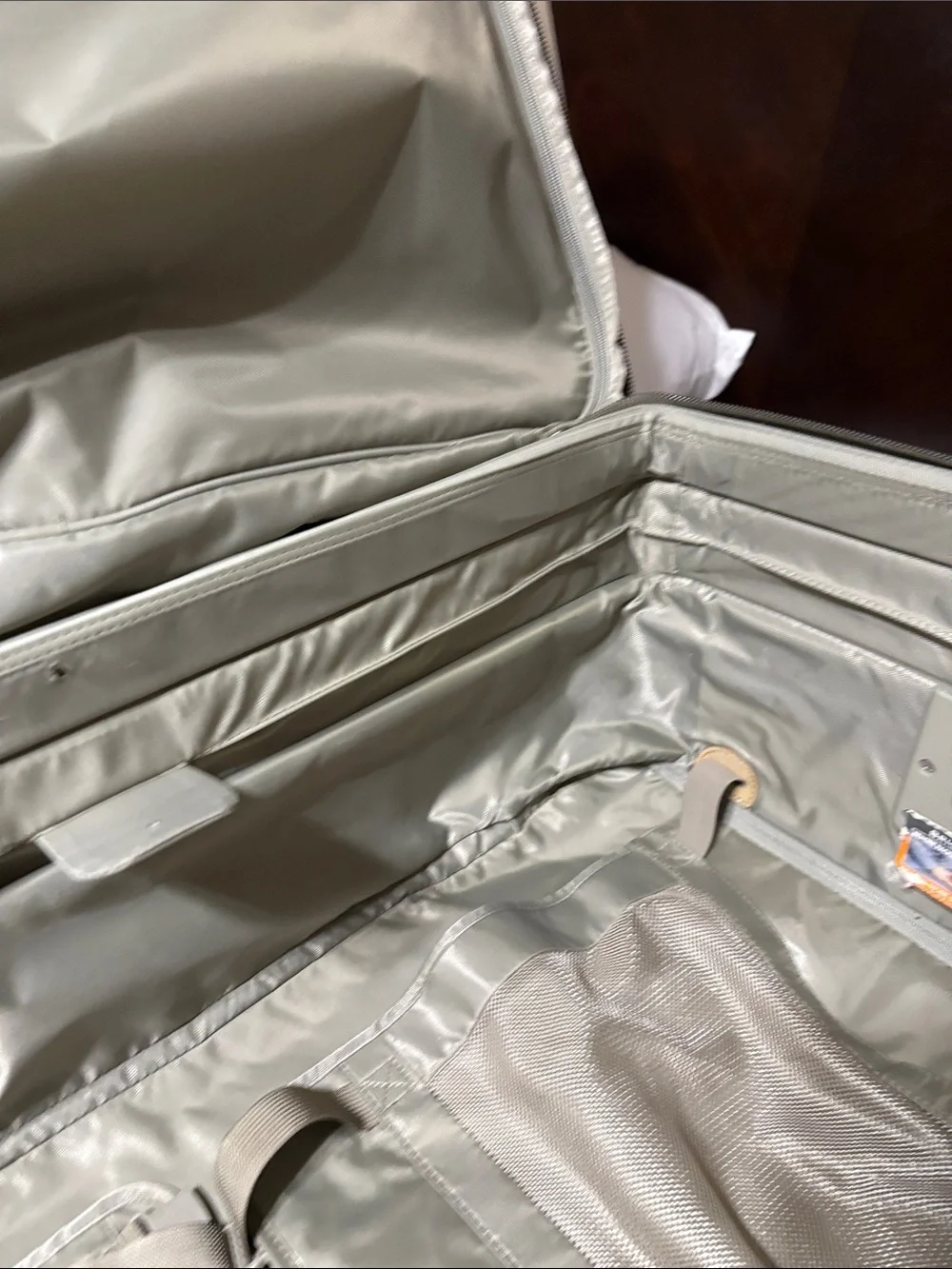 Briggs & Riley large expandable suitcase. Excellent preowned condition